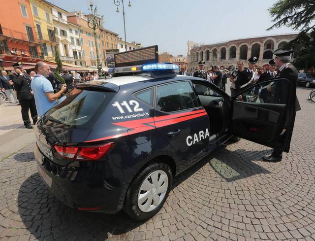  سئات اسپانیا ماشین پلیس ایتالیا 