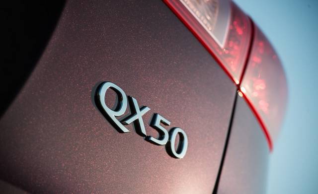  نگاهی به اینفینیتی QX50 