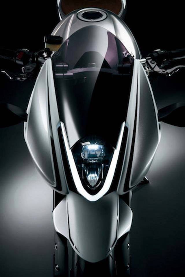  موتورسیکلت توربوشارژ سوزوکی در شرف تولید 