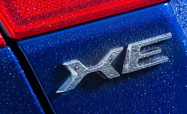 ملاقات با جگوار XE جدید مدل 2017 