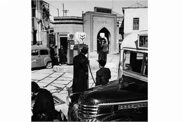  عکسی 60 ساله از پمپ ‌بنزین تهران 