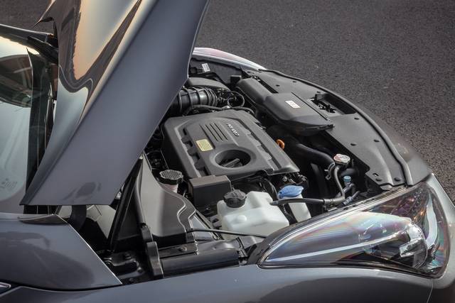  نگاهی سریع به هیوندای i40 مدل 2016 