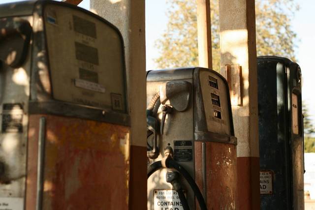  افت قیمت بنزین در آمریکا 