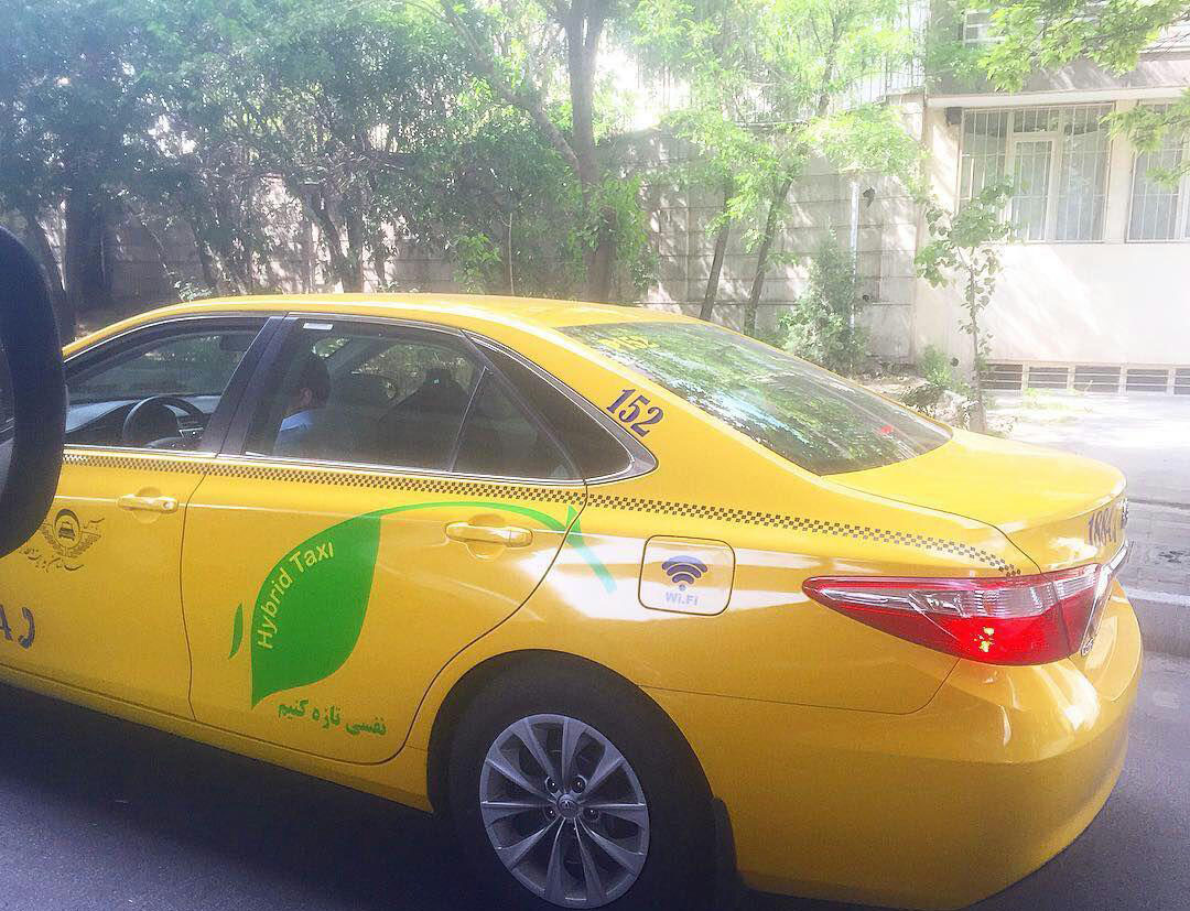  تاکسی هیبریدی مجهز به وای فای در تهران  