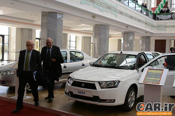  محصولات ایران خودرو در نمایشگاه ترکمنستان 
